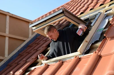 Pose de fenêtres de toit Velux à Aydius